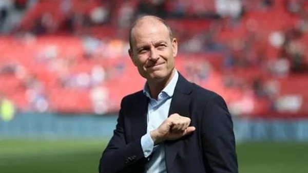 توروب يفاجئ حارس الأهلي بقرار عاجل بعد جلوسه على الدكة