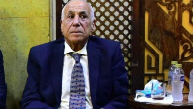 حسين لبيب وهشام نصر يقدمون واجب العزاء لأسرة محمد صبري