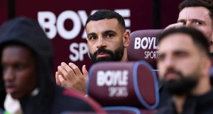لأول مرة منذ 1988 يومًا.. محمد صلاح على «دكة البدلاء» في مباراة كاملة مع ليفربول