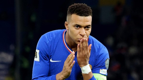 مبابي يعتلي صدارة هدافي دوري أبطال أوروبا بهاتريك جديد أمام أولمبياكوس