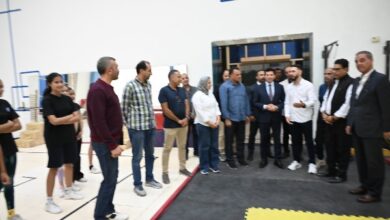 أشرف صبحي يقوم بجولة تفقدية بالمدينة الشبابية والرياضية بشرم الشيخ