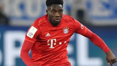 ألفونسو ديفيز يعود لقائمة بايرن ميونخ أمام سبورتنج لشبونة