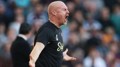 الحكم السبب.. أول تعليق من مدرب نوتنجهام بعد الخسارة من مانشستر سيتي