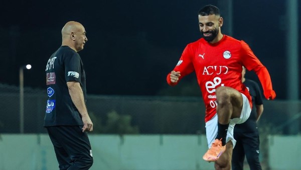 استعدادا لأمم إفريقيا.. موعد مباراة مصر ونيجيريا الودية والقناة الناقلة