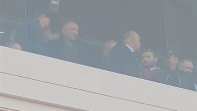 الخطيب يحضر مباراة مصر وجنوب إفريقيا