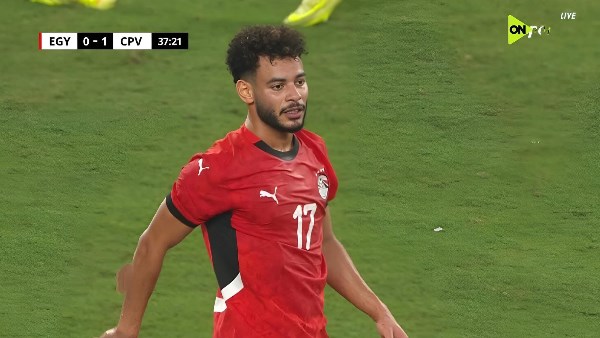 المنتخب ناقصه كتير في غيابك يا دونجا