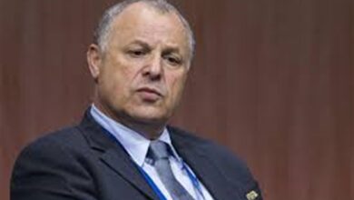 حسام حسن قادر علي تحقيق طموحات الشعب المصري .. وصلاح قائد حقيقي