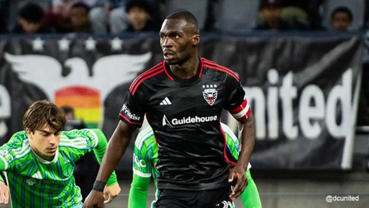 دي سي يونايتد: كريستيان بينتيكي يغادر