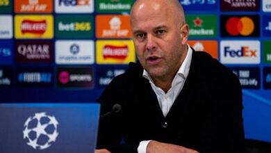 سلوت يكسر صمته حول أزمة صلاح.. ويفتح أمامه باب العودة – كورة بريك