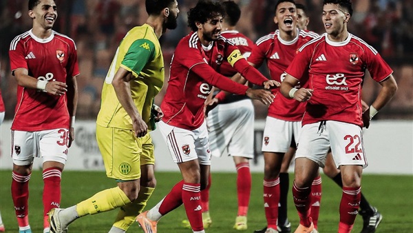 عاجل| مدير تعاقدات الزمالك مع وليد صلاح لرحيل نجم الأهلي