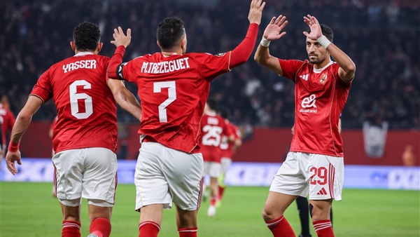 عاجل| نجم الأهلي يطلب الرحيل بسبب إمام عاشور وبن رمضان