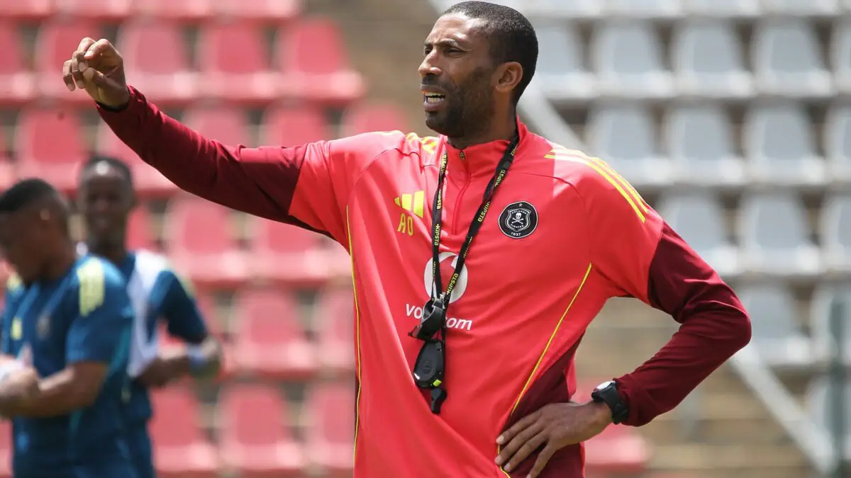 عبد السلام وادّو يتحدث عن فخره بلاعبي أورلاندو بايرتس الذين تم اختيارهم للمنتخب الوطني!