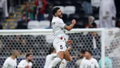 لحظة انتظرها الفلسطينيون 59 عاماً — فلسطين تصدم قطر في افتتاح كأس العرب