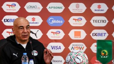 ماذا قال حسام حسن للاعبيه بعد مواجهة مصر وأنجولا؟