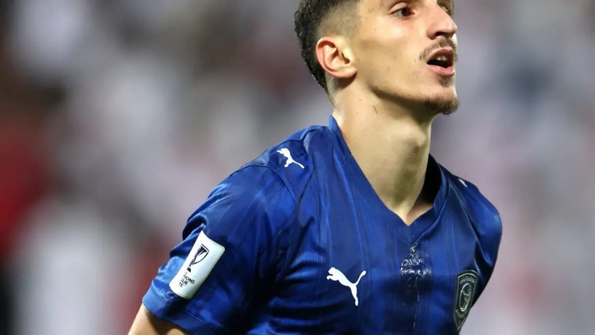 منتخب الجزائر المحلي: عادل بولبينة يشعل الأجواء قبل مواجهة السودان