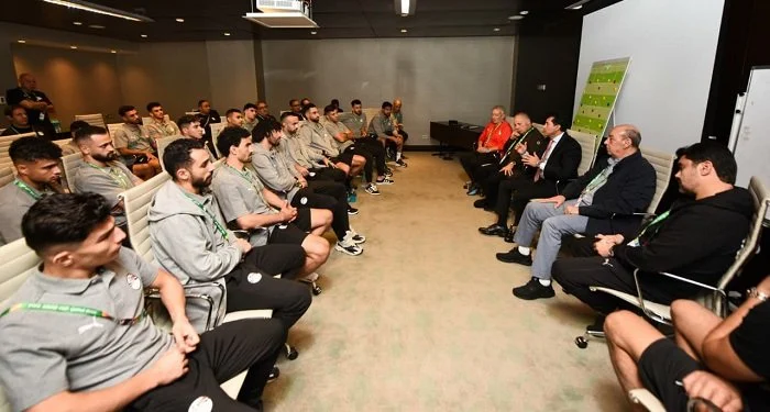 وزير الرياضة وأبوريدة يحفزان منتخب مصر قبل مواجهة الكويت في كأس العرب