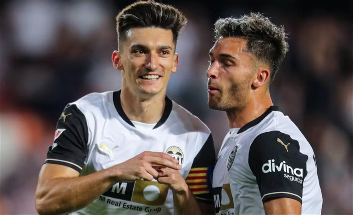 بث مباشر مباراة فالنسيا وسيلتا فيجو