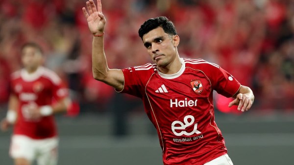 أول تعليق من أشرف بن شرقي بعد حذفه اسم الأهلي من إنستجرام