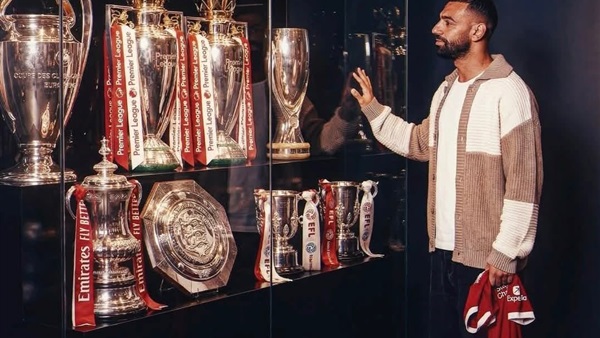 عاجل| الإعلان عن وجهة محمد صلاح الجديدة