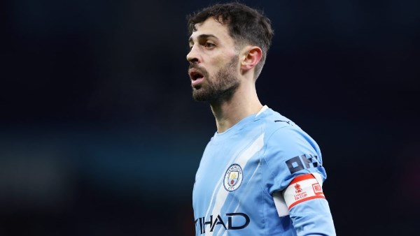 برناردو سيلفا يحسم موقفه من العودة إلى بنفيكا مع اقتراب رحيله عن مانشستر سيتي