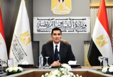 بدعوة من السعودية.. وزير الرياضة يصل جدة مرافقاً بعثة المنتخب الوطنى