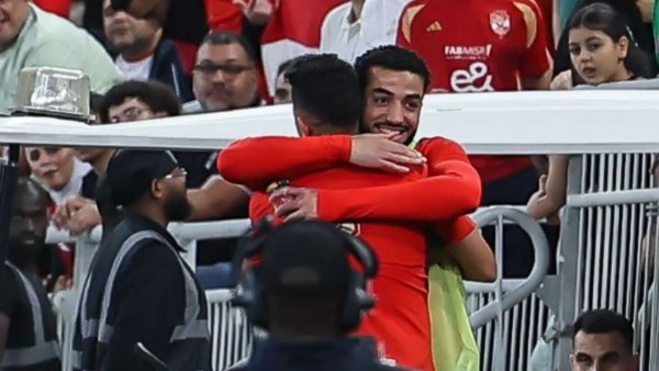 بطل.. تريزيجية يهنئ محمد عبد المنعم بالعودة لمنتخب مصر