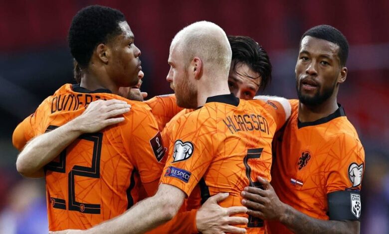 كومان يشيد بأداء منتخب هولندا وفان دايك يطلب المزيد