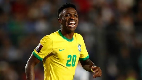 موقف فينيسيوس من المشاركة مع البرازيل أمام كرواتيا