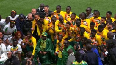 منتخب السنغال يتجاهل الكاف ويقيم احتفالية ضخمة بشأن تتويجه بالأمم الإفريقية