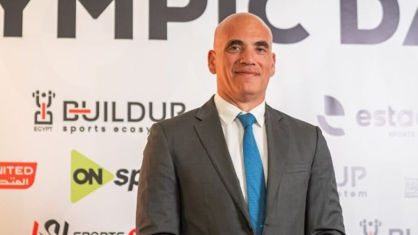 وزير الرياضة يهنئ شريف القماطي بفوزه برئاسة الاتحاد العربي للتجديف