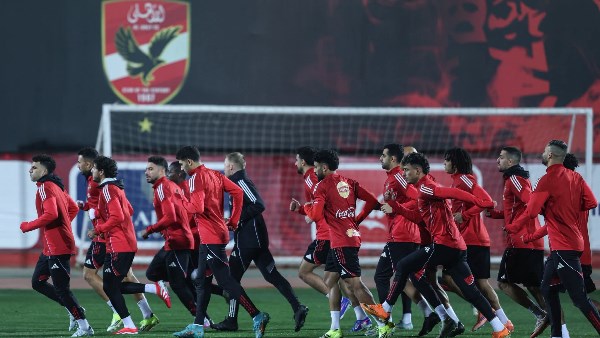 تفاصيل تدريبات الأهلي وموقف المصابين من مواجهة سيراميكا كليوباترا