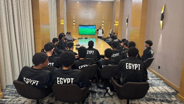 محاضرة فيديو لمنتخب الناشئين قبل مواجهة المغرب
