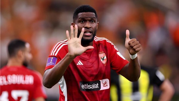 عمري ما طلعت أسرار الأهلي.. مش مستعد أخسر الخطيب