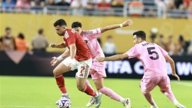 تريزيجيه يعلق على مواجهة مصر أمام إسبانيا