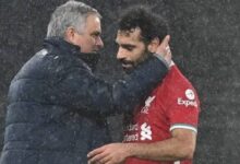 مورينيو يدافع عن محمد صلاح ويهاجم جيمي كاراجير