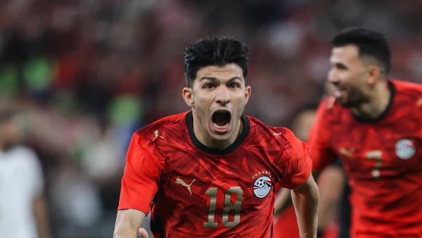 اتحاد الكرة عن إصابة إسلام عيسي بالصليبي.. حيعمل أشعة مفيش حاجه أكيد..خاص