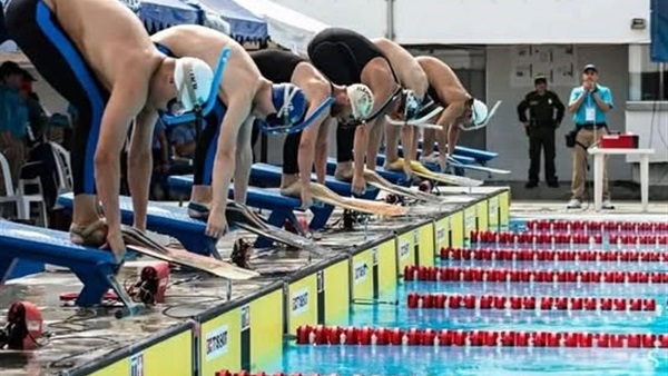 38 نادي من 19 دولة يؤكدون مشاركتهم في بطولة العالم للسباحة بالزعانف للماسترز بشرم الشيخ