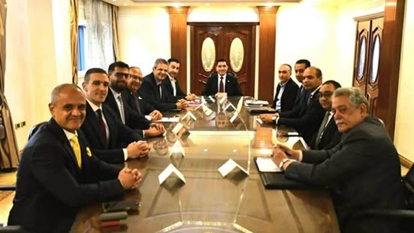 وزير الرياضة يستقبل مجلس إدارة اتحاد البادل لبحث خطة العمل بالاتحاد والاستعدادات لبطولة نيو جيزة الدولية