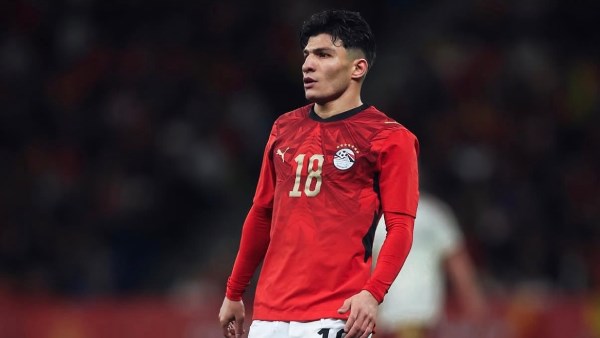 محمد هاني يدعم إسلام عيسى بعد إصابته بالرباط الصليبي