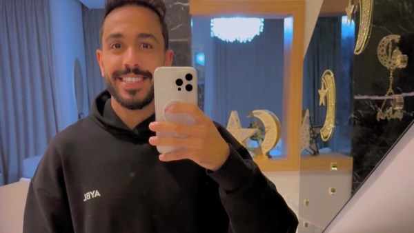 علي طريقة خالد سليم ..كهربا يشارك جمهوره منشورا كوميديا