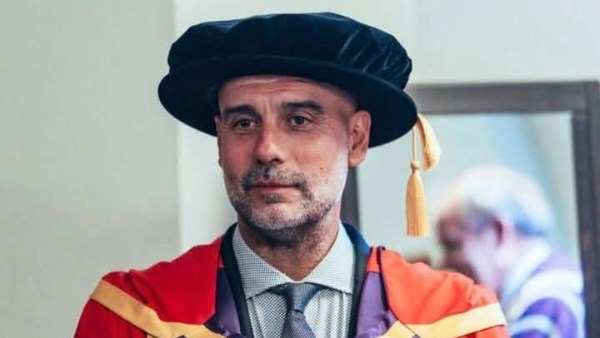 التحدي الأكبر.. أول تعليق من جوارديولا على مواجهة مانشستر سيتي وليفربول