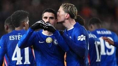 تشيلسي يستبعد نجمه بعد تصريحاته بشأن مستقبله