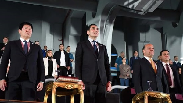 بحضور رئيس الاتحاد الدولي للجمباز.. وزير الشباب والرياضة يفتتح بطولة كأس العالم للجمباز الفني