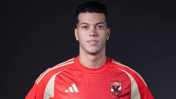 اللهم اجعلنا من أهل الفجر.. رسالة مؤثرة من إمام عاشور للجمهور