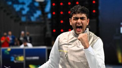 عبدالرحمن طلبة يُحرز فضية سلاح الشيش في بطولة العالم للناشئين والشباب