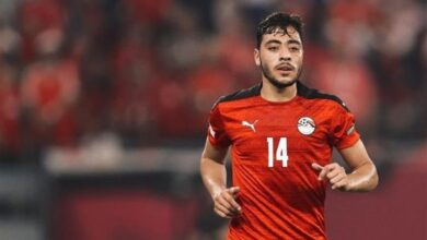 تطورات محاولات الأهلي لاستعادة أكرم توفيق في ميركاتو الصيف