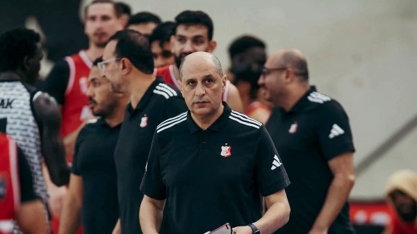 أحمد عمر يقود أهلي بنغازي إلى نهائيات الدوري الإفريقي لكرة السلة