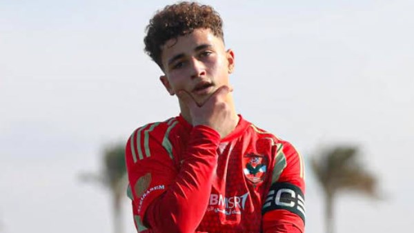 غادر الملعب باكيا.. تفاصيل إصابة بلال عطية بعد نقله إلى المستشفى