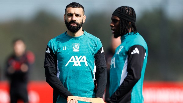 صلاح يظهر حماسا كبيرا في تدريبات ليفربول قبل مواجهة سان جيرمان "فيديو"