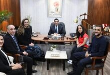 وزير الرياضة يلتقي رئيس اتحاد الريشة الطائرة ويشيد بنتائج اللاعبين في المشاركات الدولية